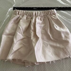 Shushu tong white Textured Shorts
